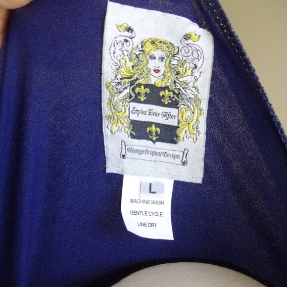 NWT New Womens Blue Styles Ever After Holy Grail Tunic Top Shirt L Black - Picture 5 of 5